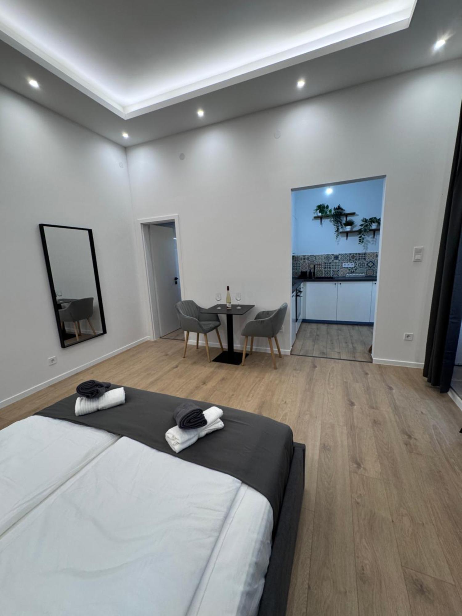 Raday Boutique Apartment บูดาเปสต์ ภายนอก รูปภาพ